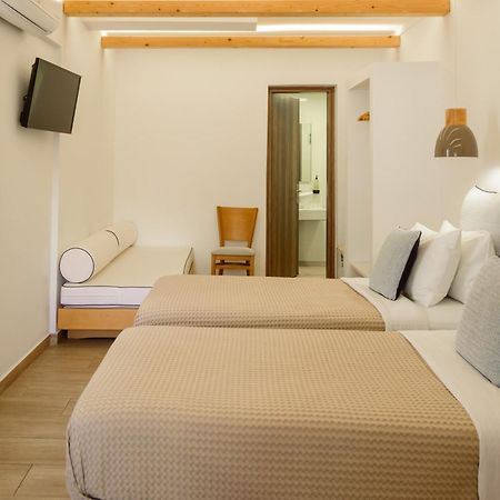 Karidis Hotel Kamári Eksteriør bilde