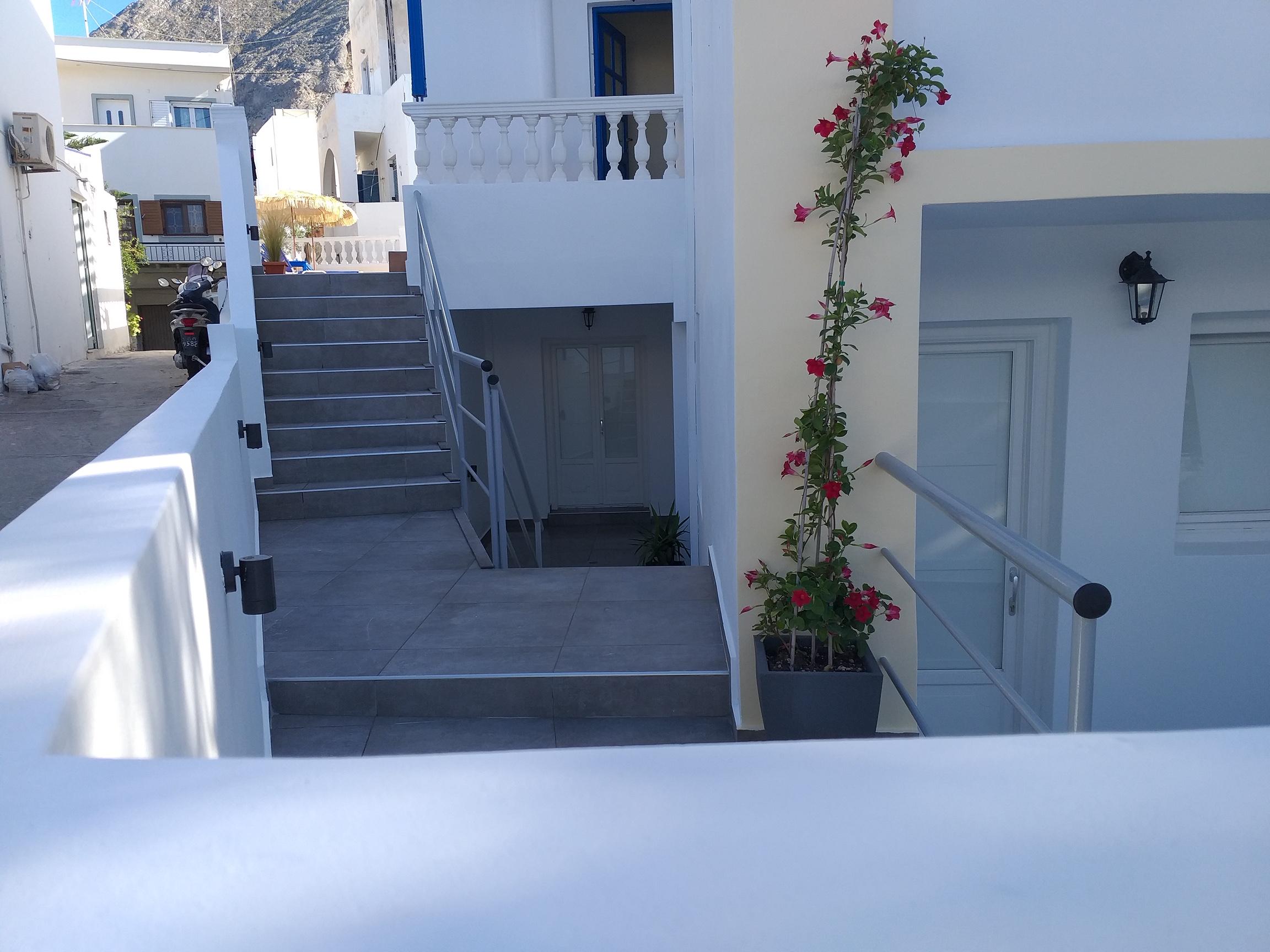 Karidis Hotel Kamári Eksteriør bilde