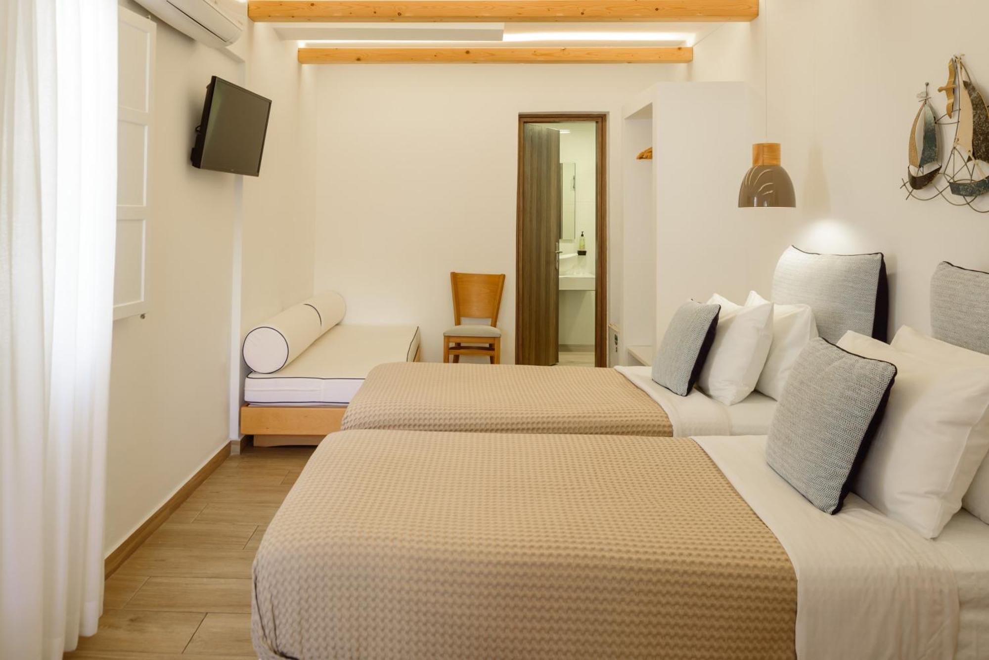 Karidis Hotel Kamári Eksteriør bilde