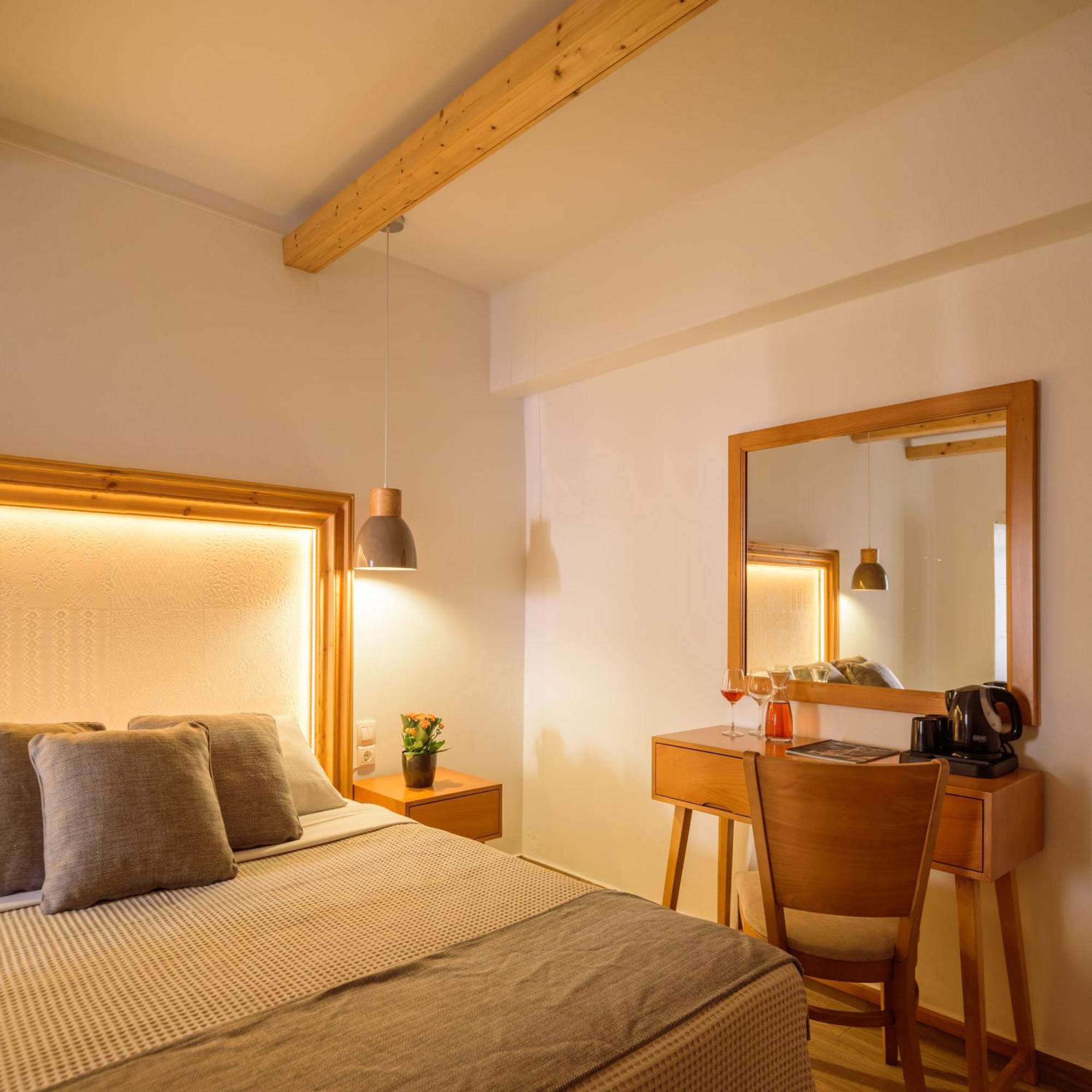 Karidis Hotel Kamári Eksteriør bilde