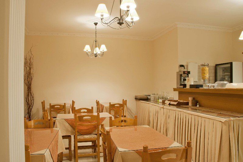 Karidis Hotel Kamári Eksteriør bilde